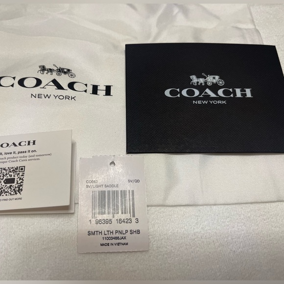 COACH Smooth Leather Light Saddle 10”x 7” Shoulder Bag C0952 - Picture 8 of 9